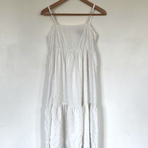 forever 21, spaghetti strap maxi dress. EUC, adjustable straps, white